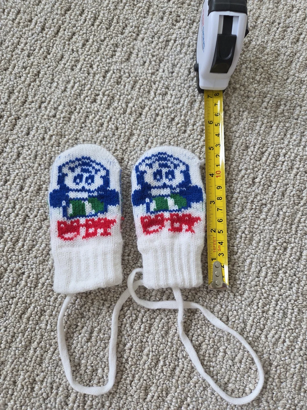 Vintage Disney Aquila Mickey Mouse Baby Mittens